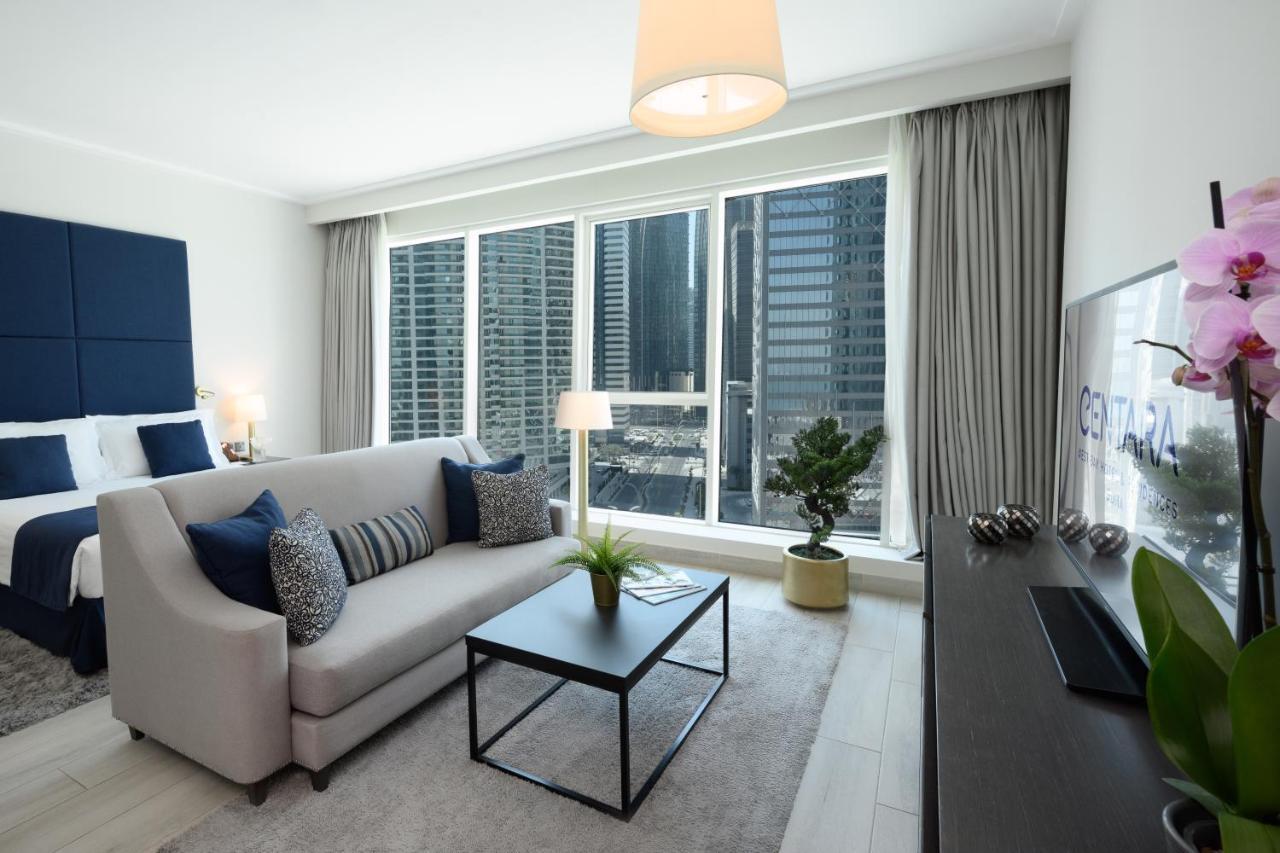 Centara West Bay Hotel & Residences Доха Екстериор снимка A living room in a serviced apartment in Dubai