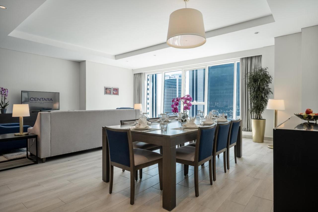Centara West Bay Hotel & Residences Доха Екстериор снимка A dining room at the Ritz-Carlton, DIFC