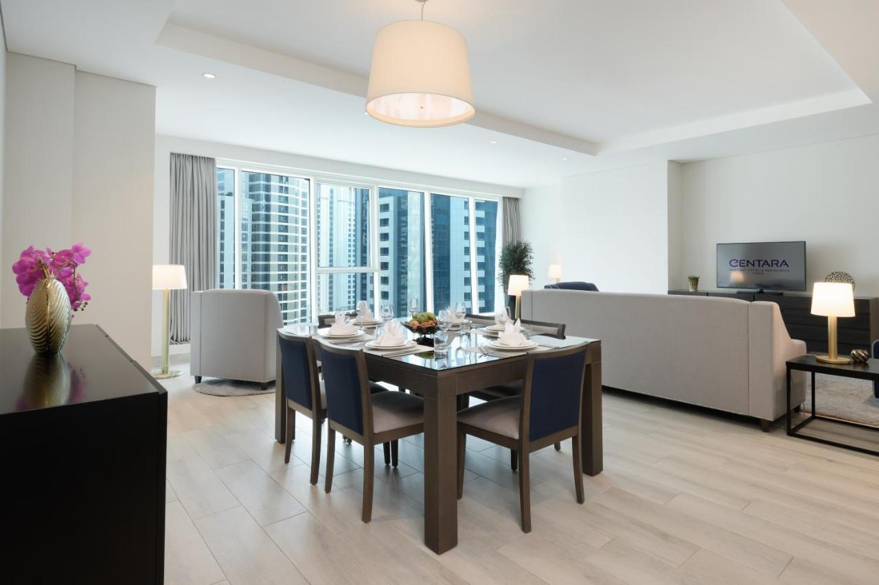 Centara West Bay Hotel & Residences Доха Екстериор снимка A living room at the hotel